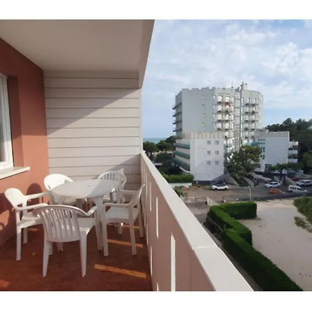 Relaxing In A Familiar Flat Apartment Lignano Sabbiadoro